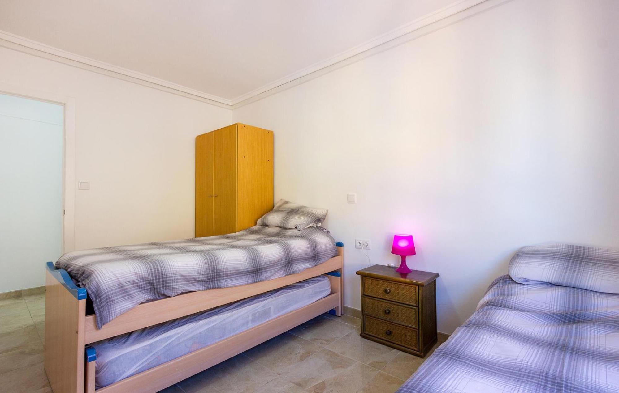 Cozy Apartment In Santa Pola With Kitchen Exterior foto